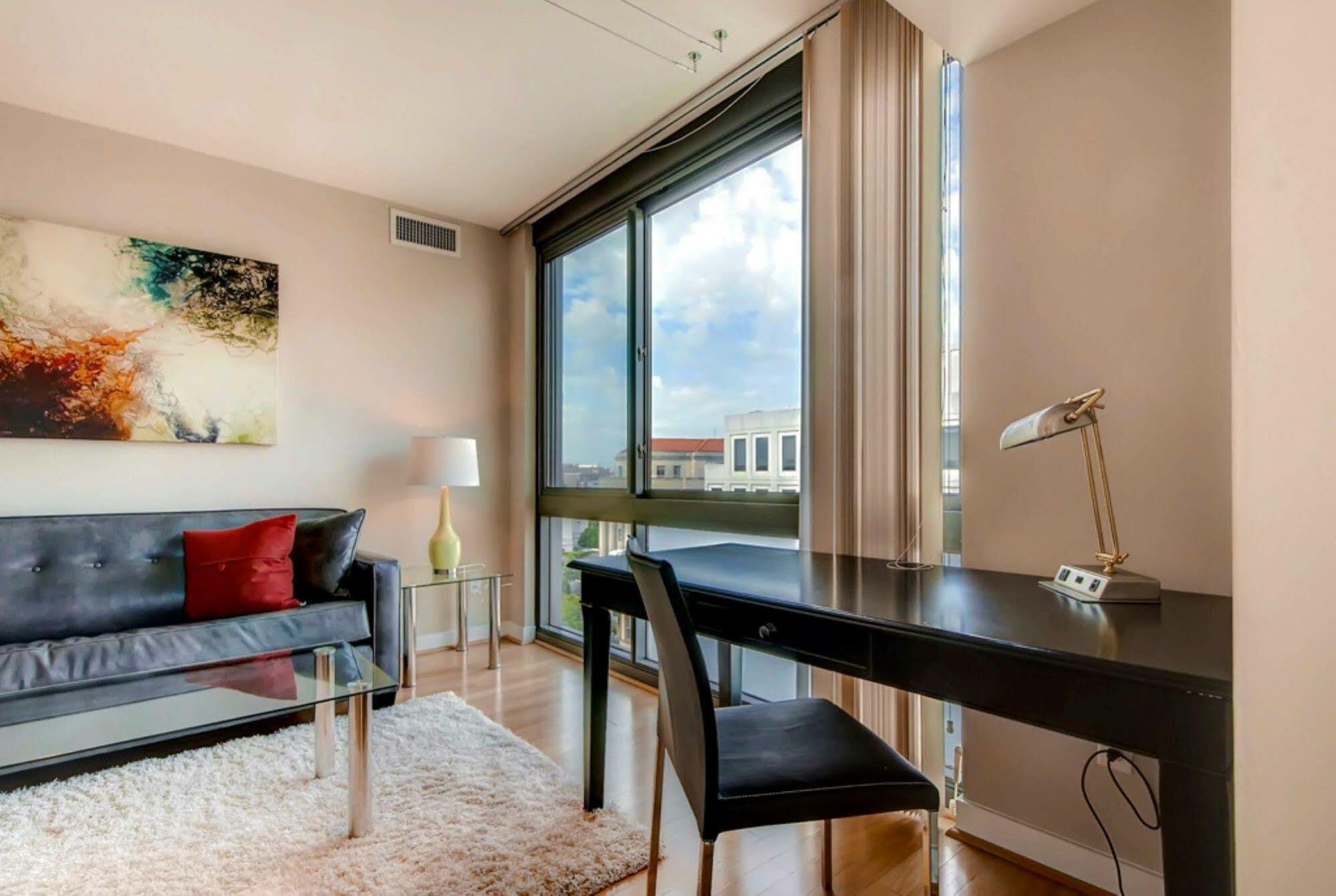 Apartment Global Luxury At The National Mall *